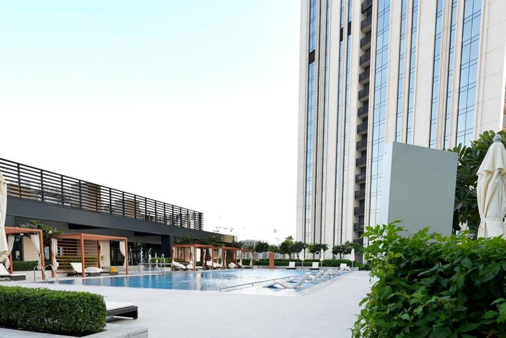 Brown Stone Creek Apartment Dubai